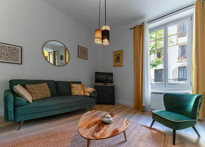 Le Petit George V - Design Proche Thermes شقة