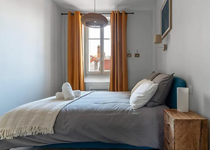 Le Petit George V - Design Proche Thermes * Vichy